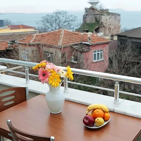 Sultan Apartment *